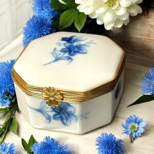 Authentic Limoges Octagon Blue White Classic Trinket Box, Engagement Box Pillbox